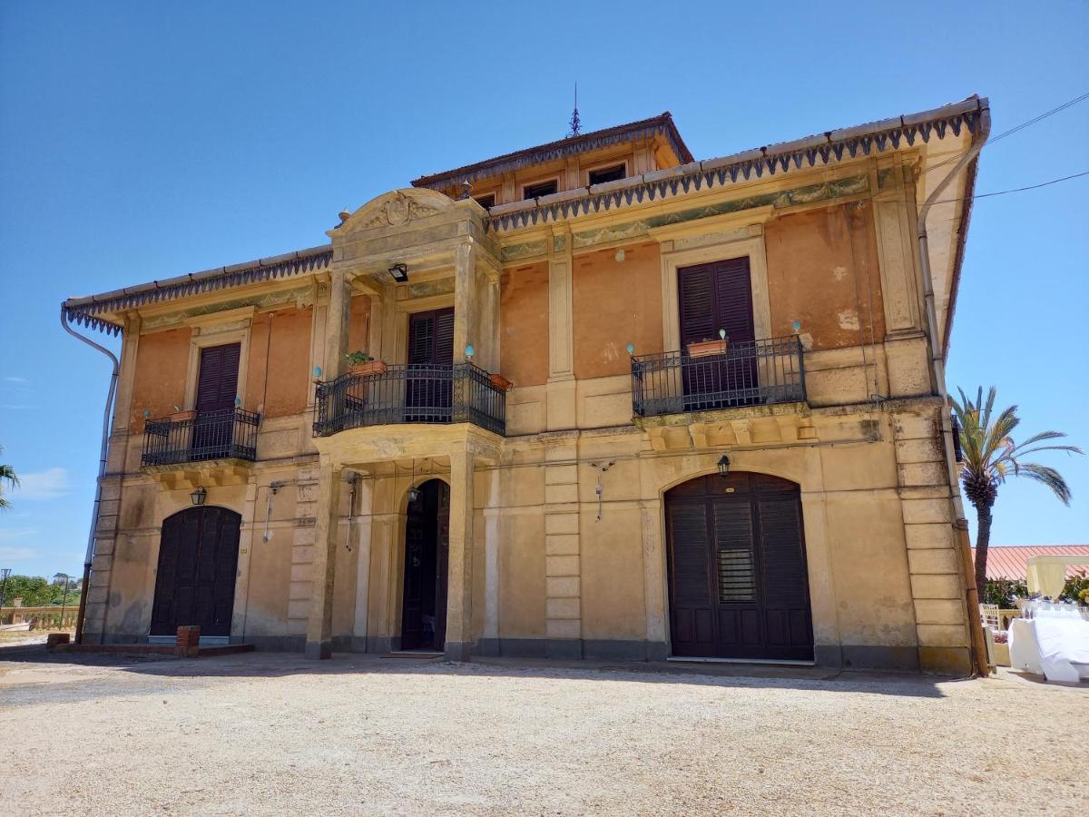 Casolare Del Toscano Country Rooms กัลตาจีโรเน ภายนอก รูปภาพ
