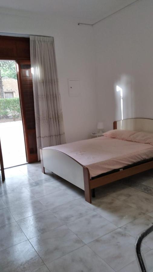 Casolare Del Toscano Country Rooms กัลตาจีโรเน ภายนอก รูปภาพ